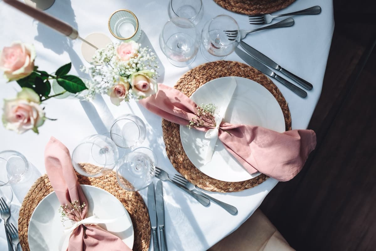 Elegant gedekte tafel